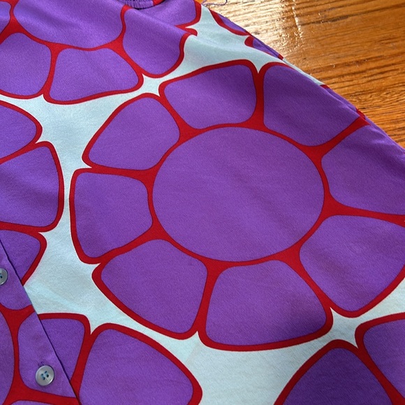 Tucker purple and red floral button front dress. Smocked neckline. Size Small. - Picture 5 of 14